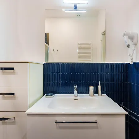 Casa Sasu - Design Modern Daire *